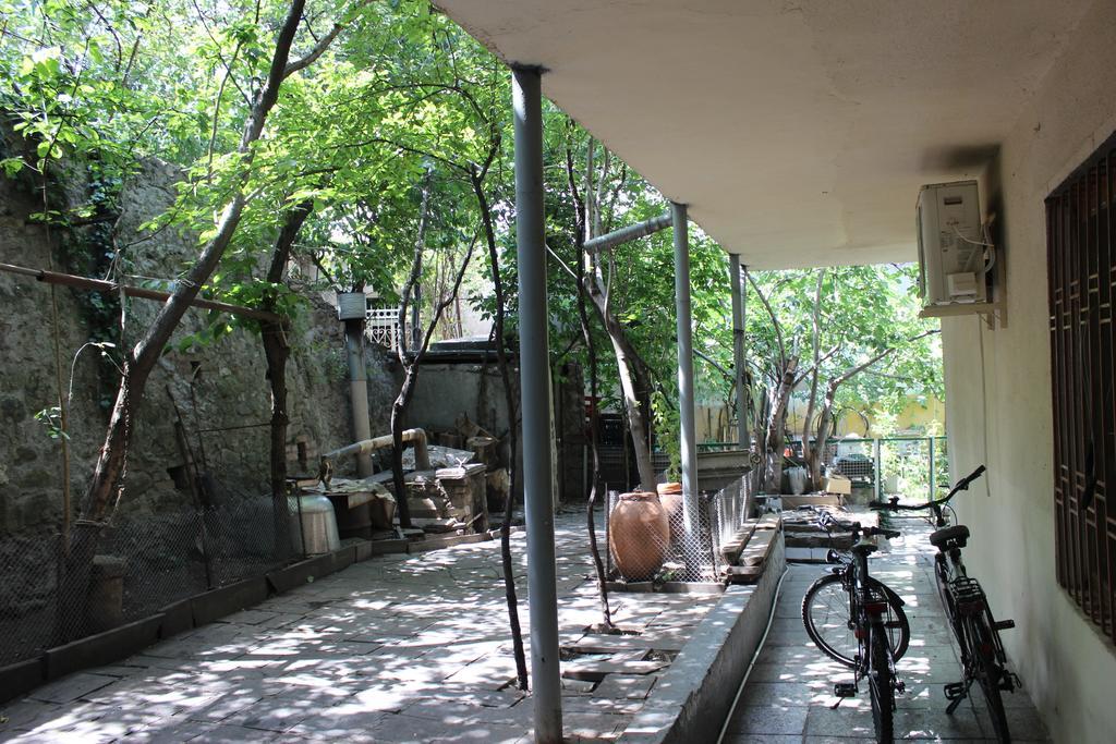 Old District Guest House Tbilisi Exterior photo
