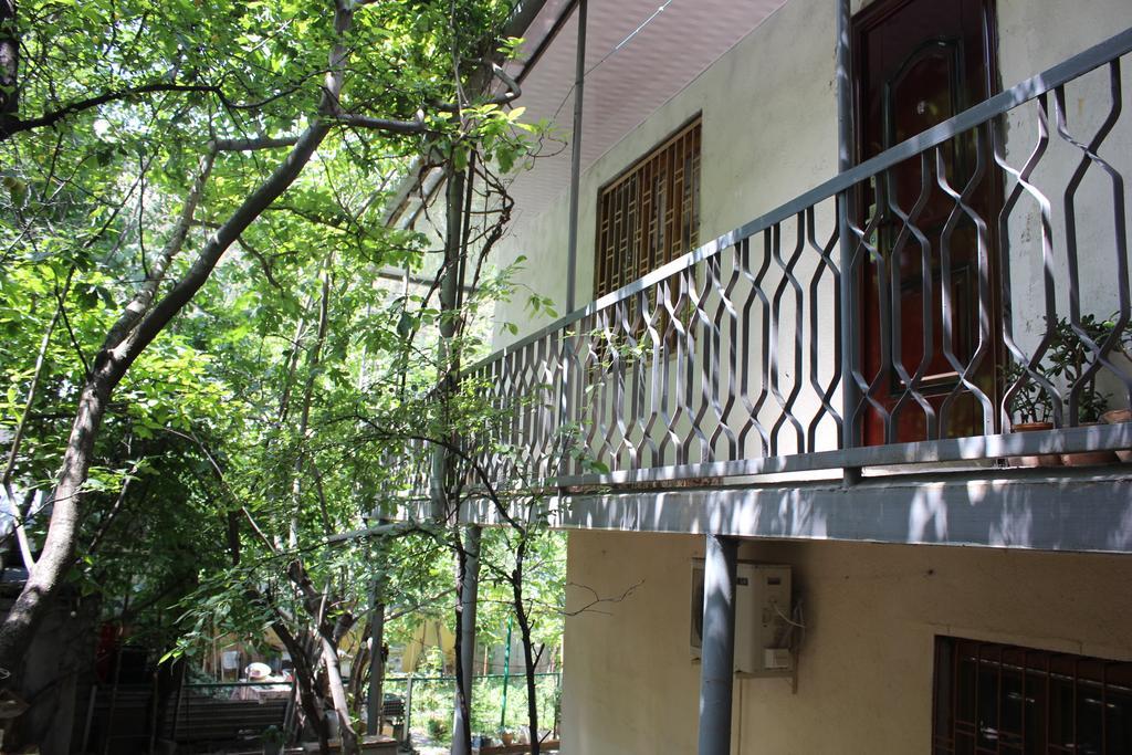 Old District Guest House Tbilisi Exterior photo